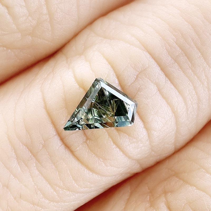 Parti Color Australian Sapphire view 2