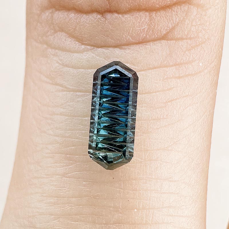 Parti Color Australian Sapphire view 2