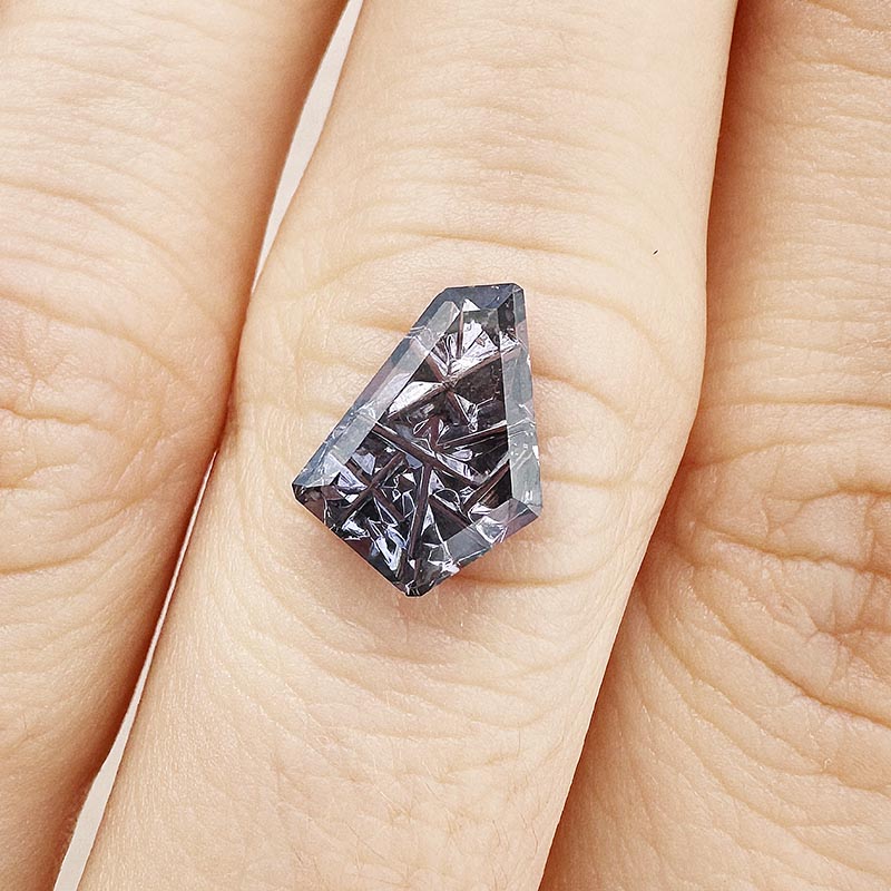 Parti Color Sapphire view 2