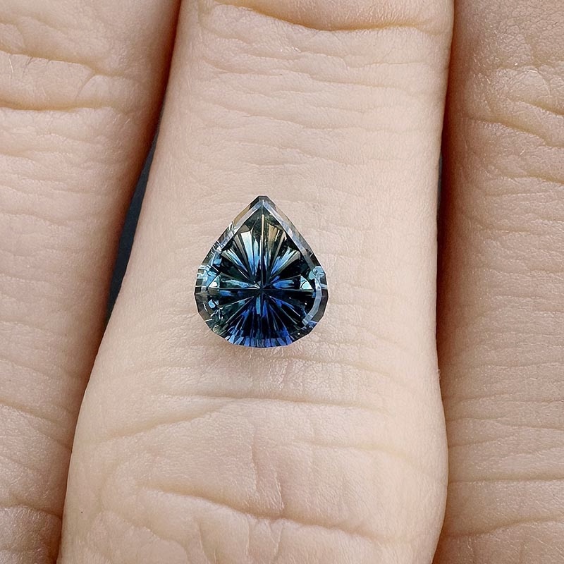 Parti Color Australian Sapphire view 2