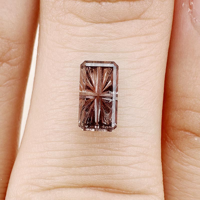 Parti Color Sapphire view 2