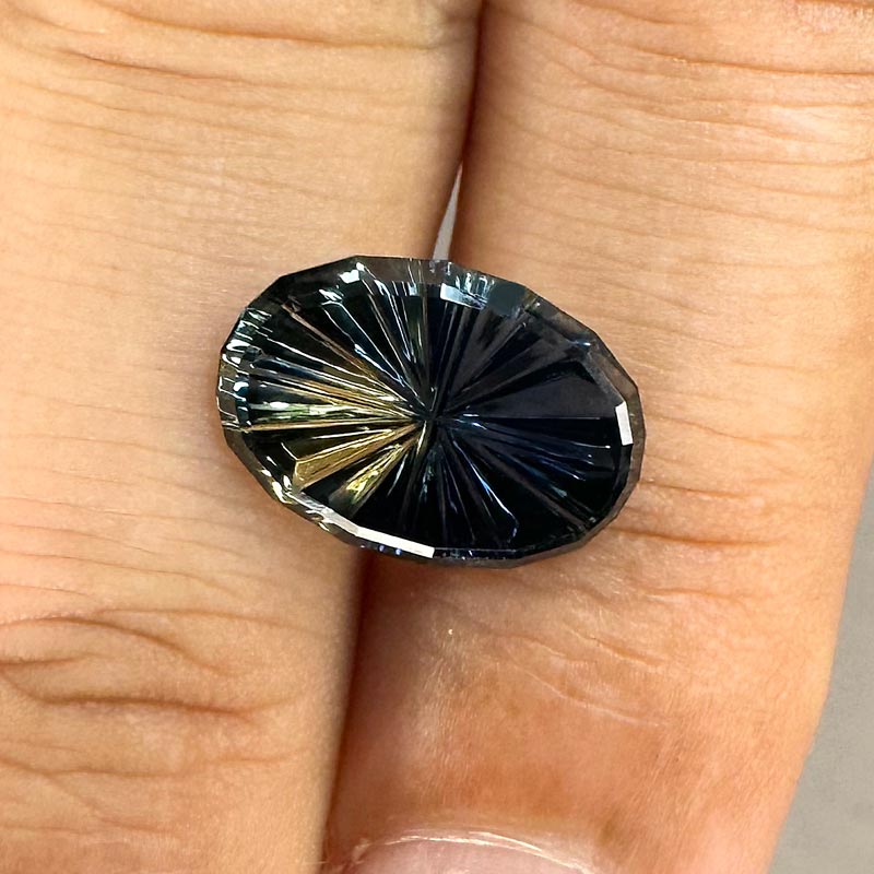 Parti Color Australian Sapphire view 2