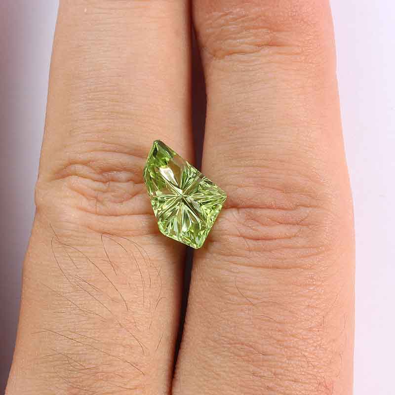 Peridot Gemstone 3.31ct John Dyer/Precious Gemstones Co. Catalog