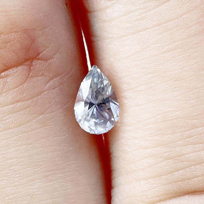 Pale Purple Sapphire view 2