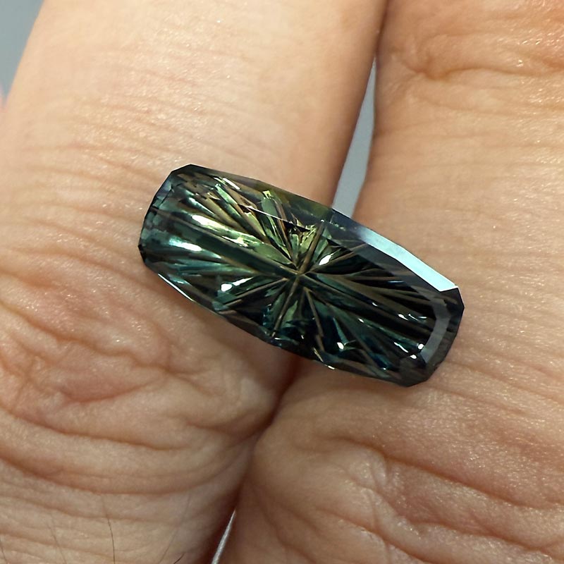 Parti Color Australian Sapphire view 2