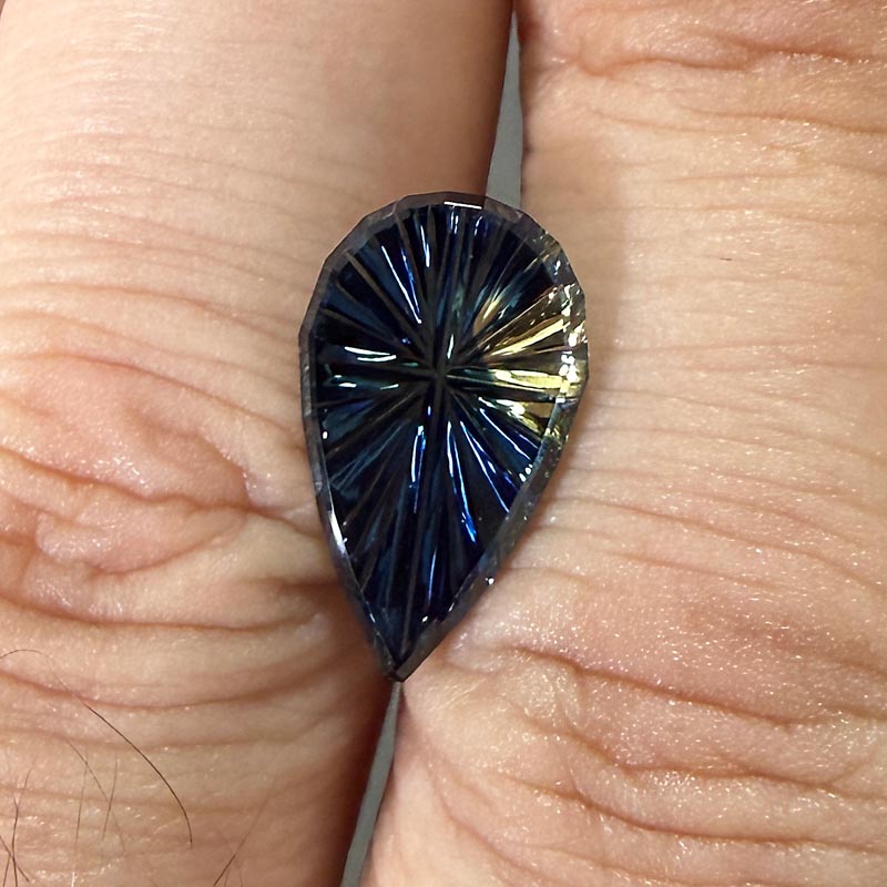 Parti Color Australian Sapphire view 2