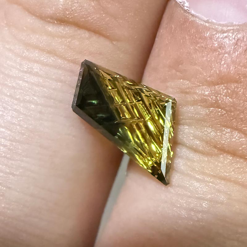 Parti Color Australian Sapphire view 2