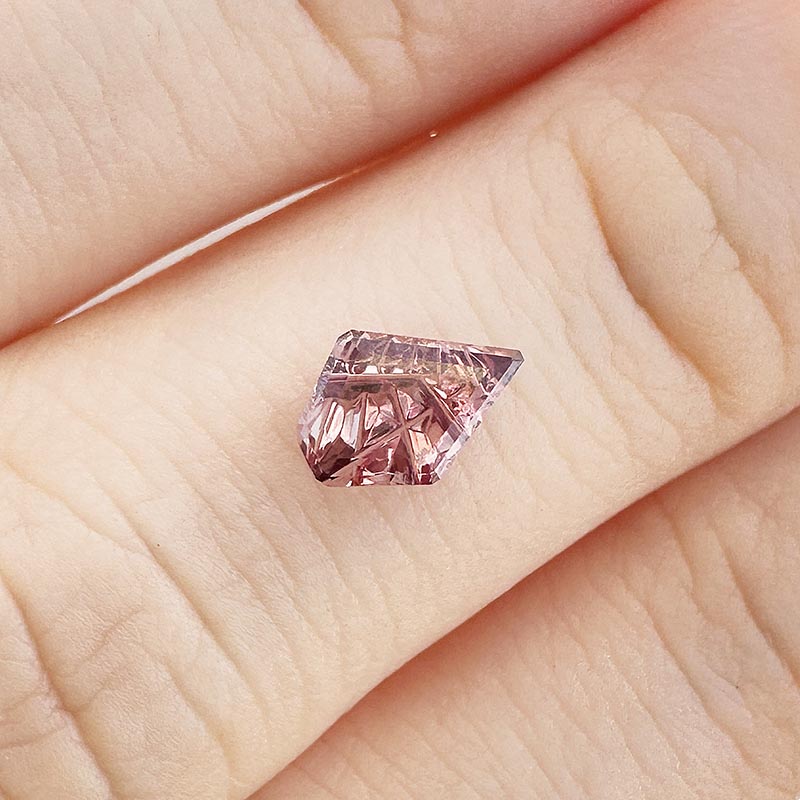 Reddish Pink Sapphire view 2