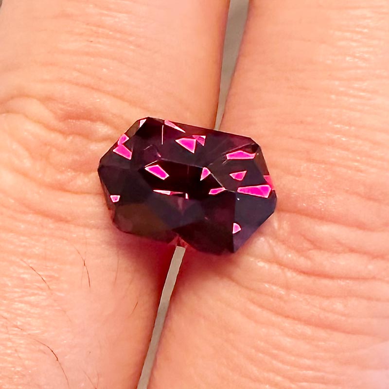 Rhodolite Garnet view 2