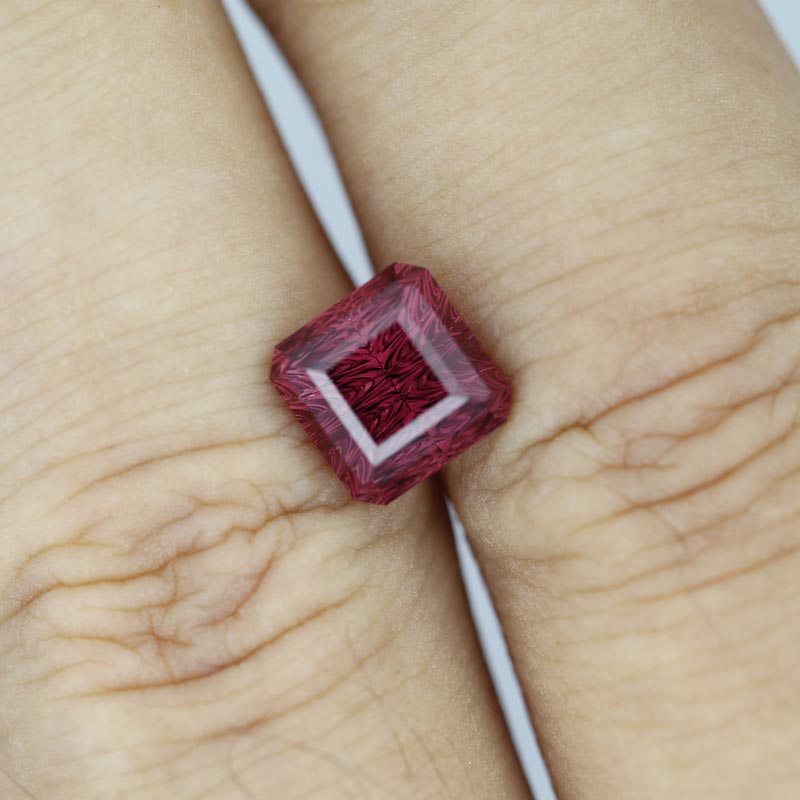 Rhodolite Garnet view 2