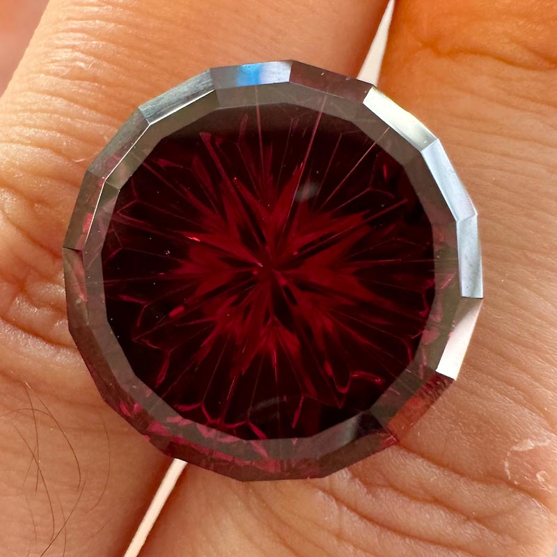 Rhodolite Garnet view 2