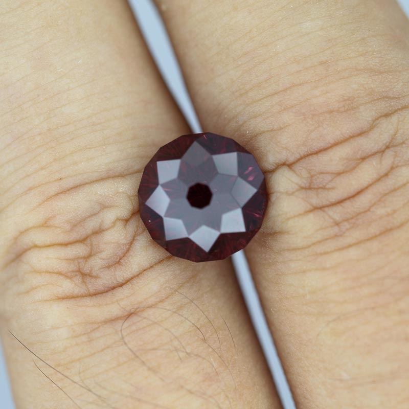 Rhodolite Garnet view 2