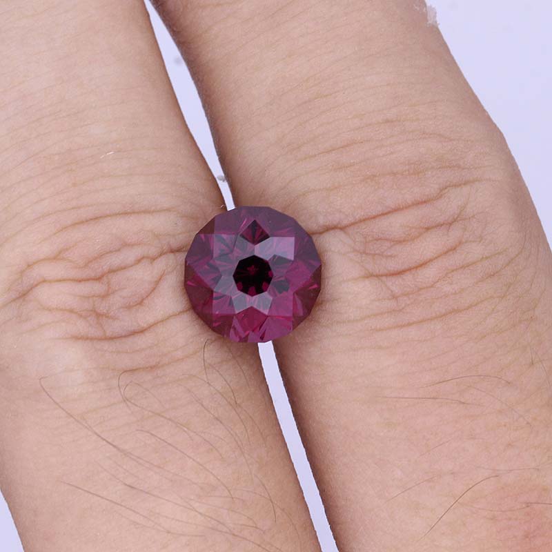 Rhodolite Garnet view 2