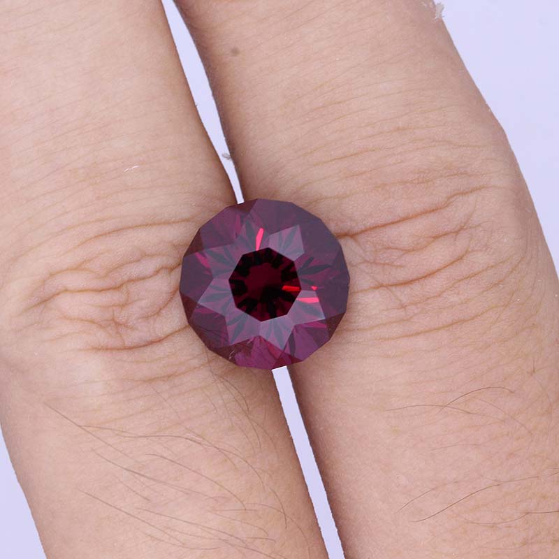 Rhodolite Garnet view 2