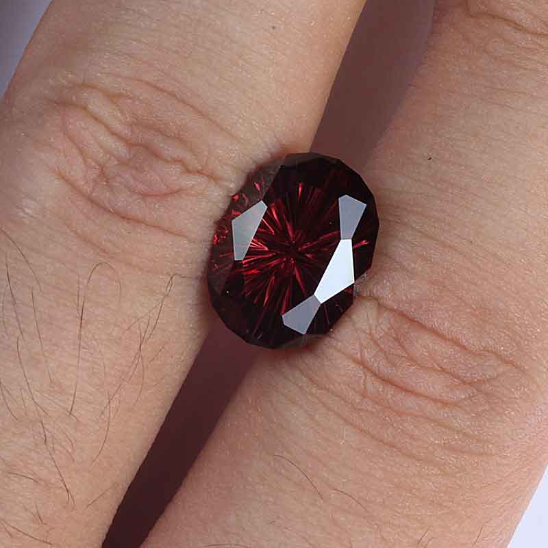 Rhodolite Garnet view 2
