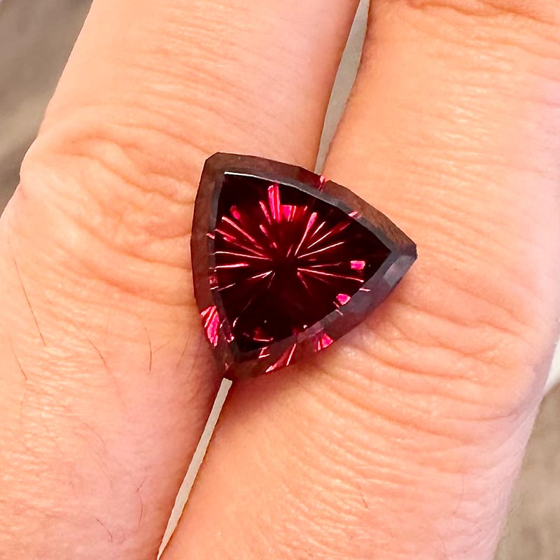 Rose Malaya Garnet view 2