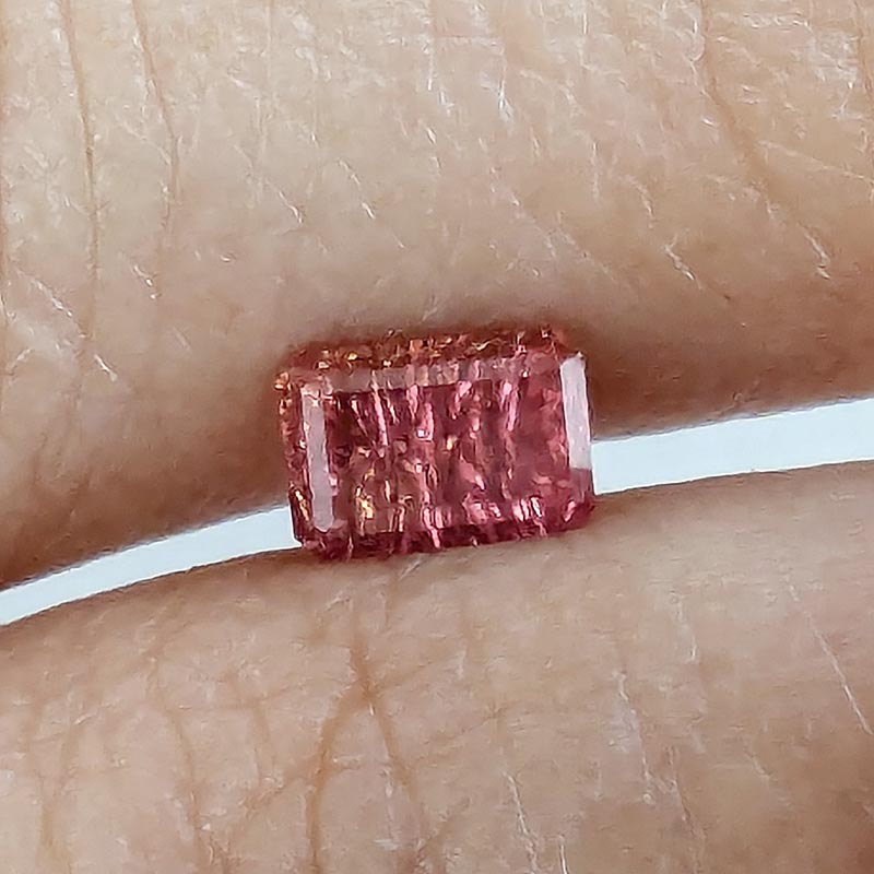 Padparadscha Sapphire view 2