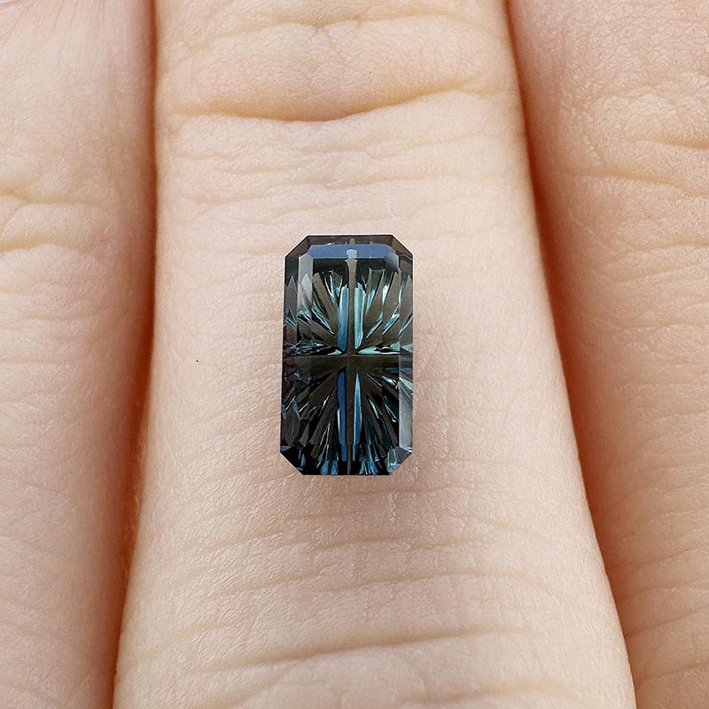 Teal Australian Sapphire view 2