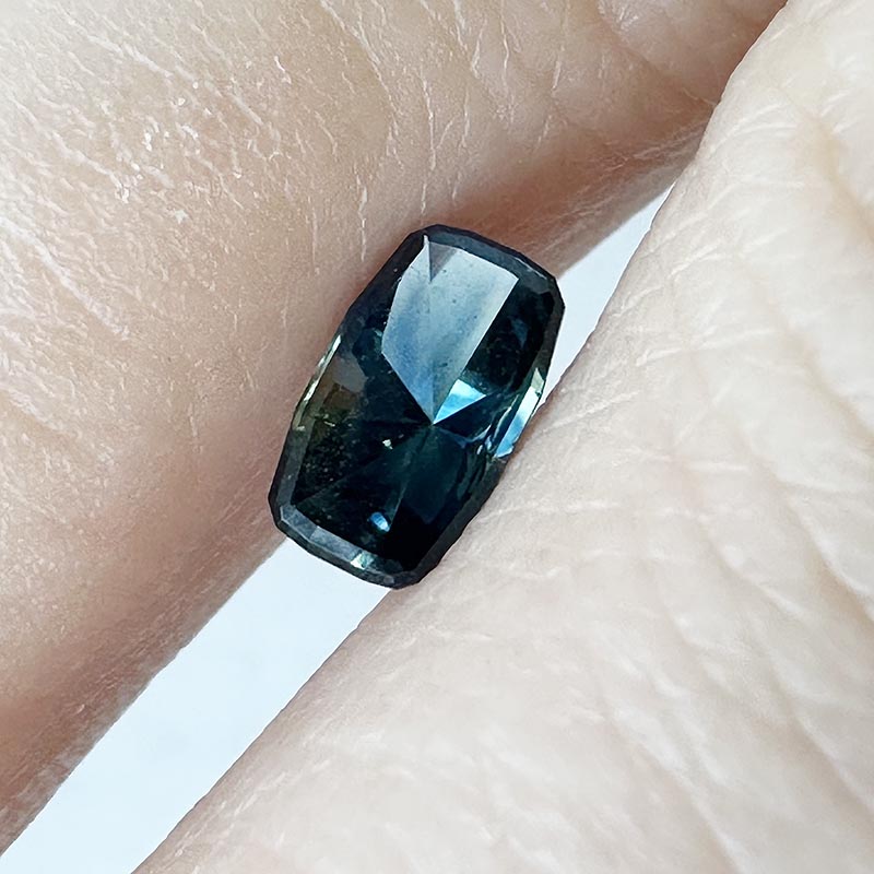 Blue Australian Sapphire view 2