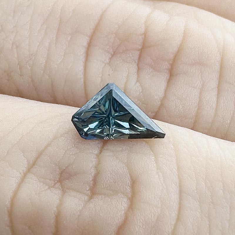 Teal Australian Sapphire view 2