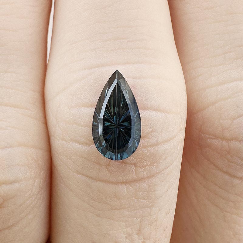 Teal Australian Sapphire view 2