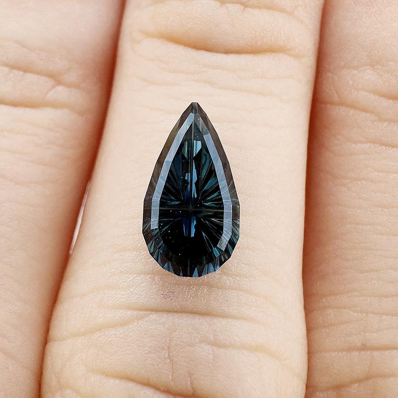 Teal Australian Sapphire view 2