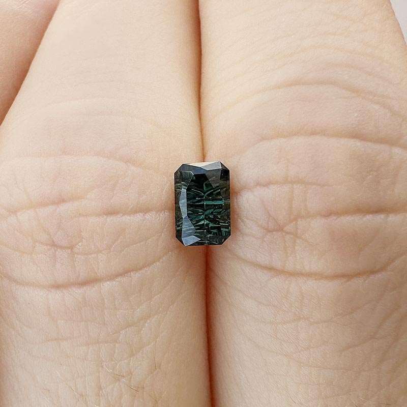 Teal Australian Sapphire view 2