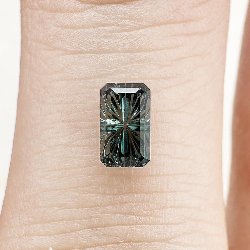 Teal Australian Sapphire view 2