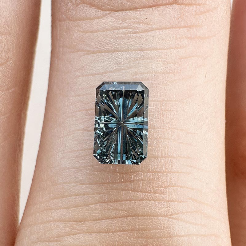 Teal Australian Sapphire view 2