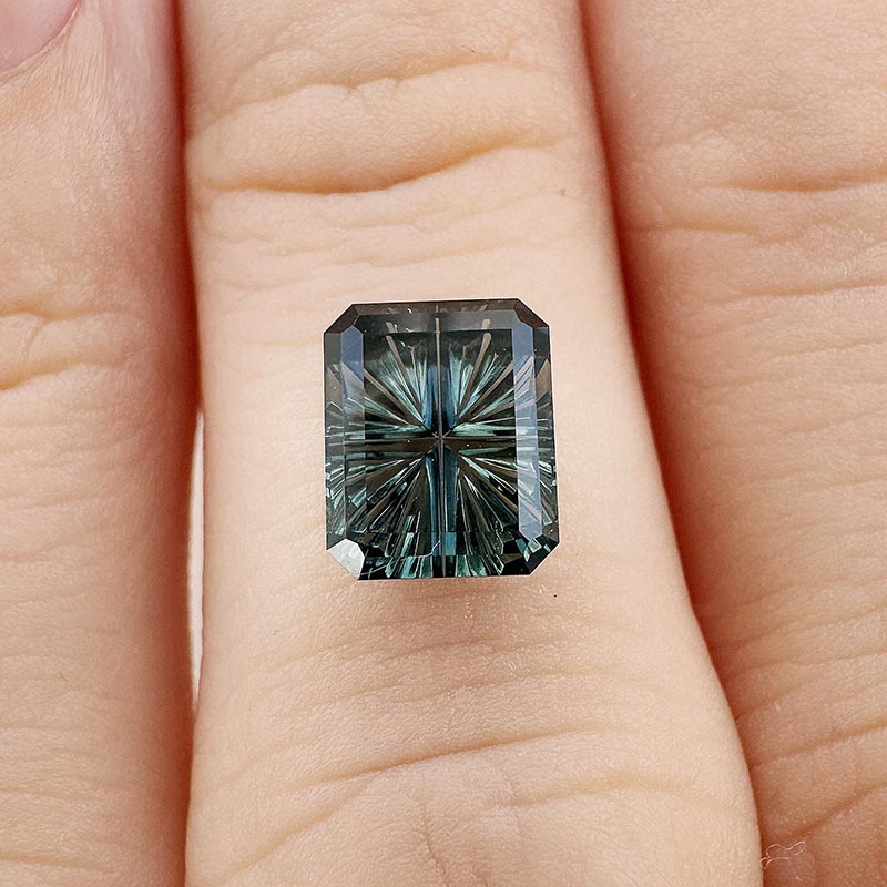 Teal Australian Sapphire view 2