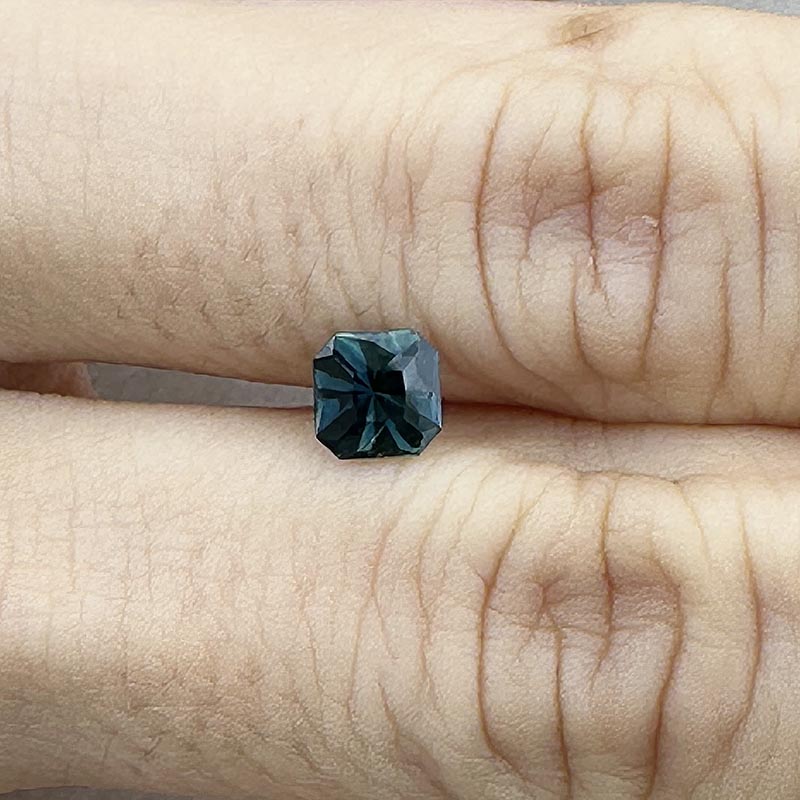 Teal Australian Sapphire view 2