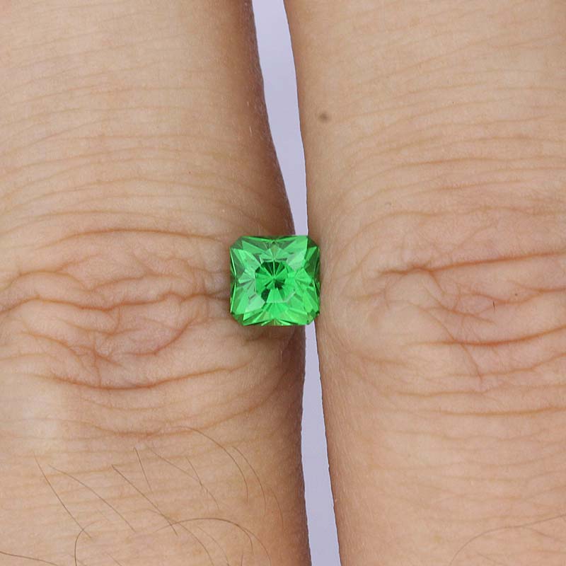  Tsavorite Garnet view 2