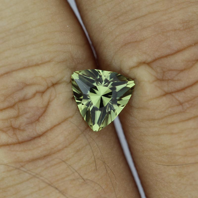 Yellow/Green Sapphire view 2