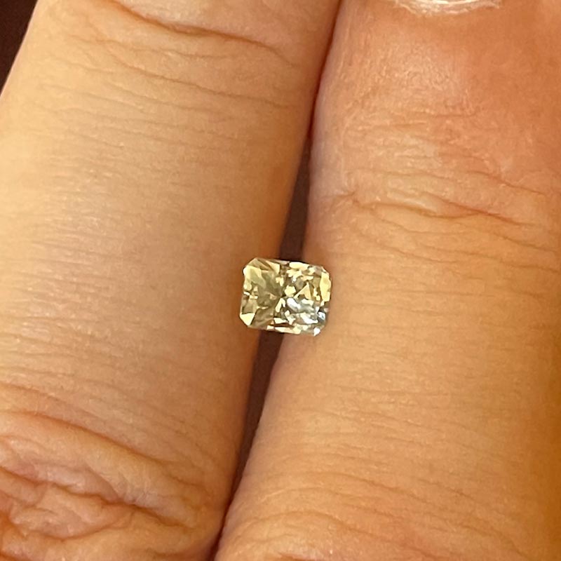Light Yellow Montana Sapphire view 2