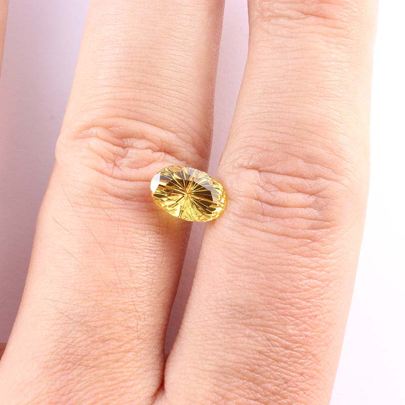 Yellow Australian Sapphire view 2