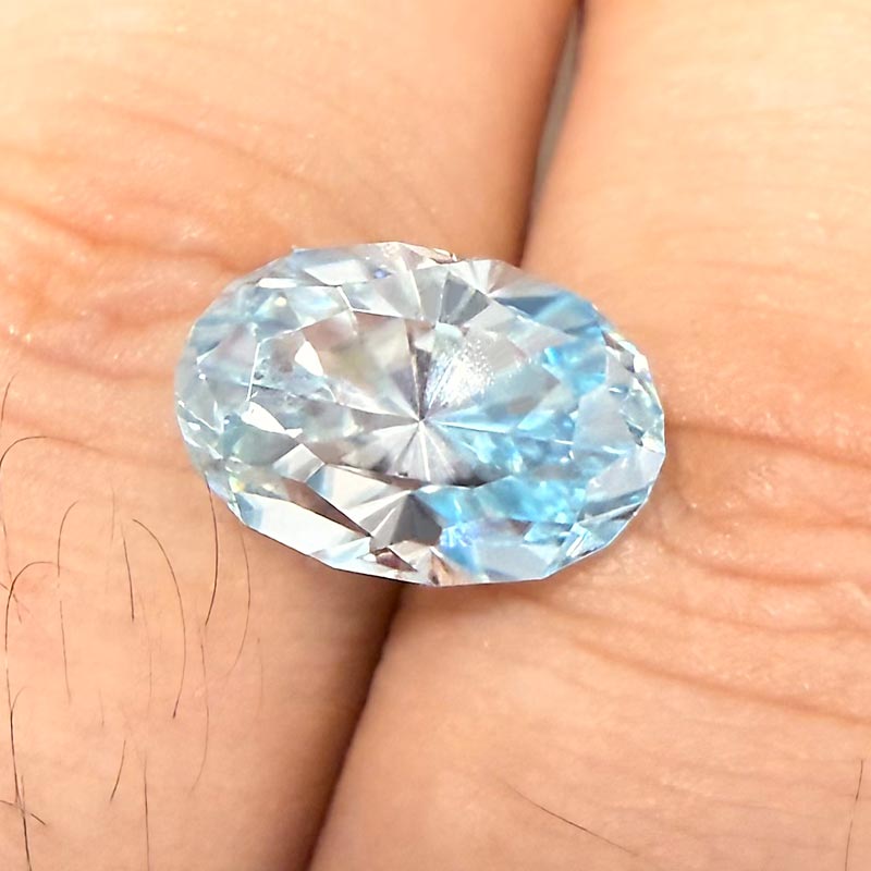 Bicolor Zircon view 2