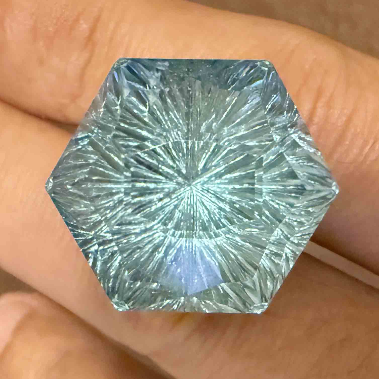Fine Color Aquamarine gemstone