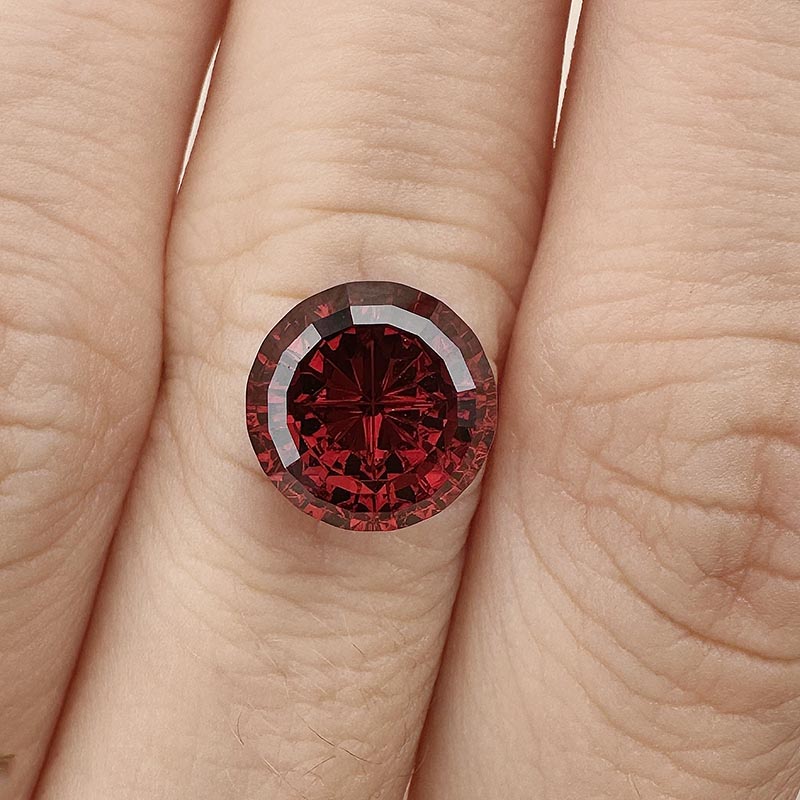  Gypsy Rose Garnet gemstone
