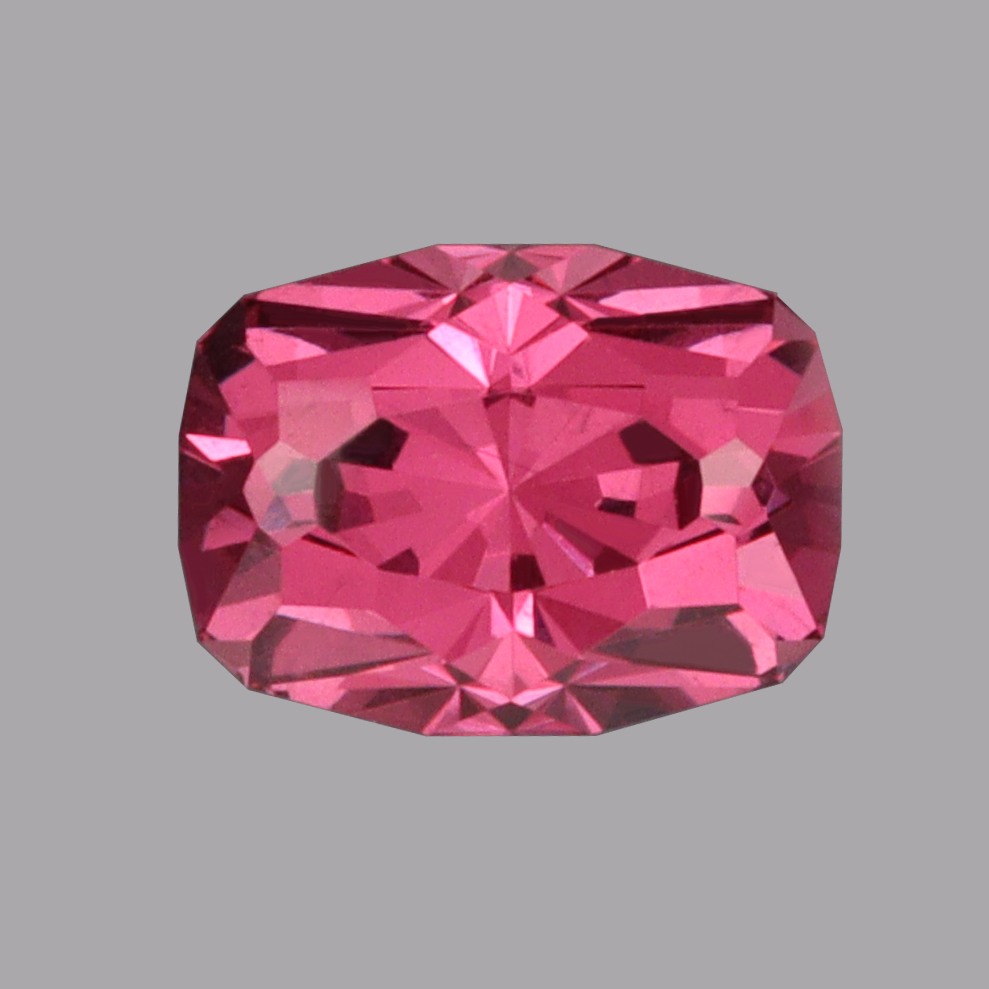  Dragon Malaya Garnet gemstone